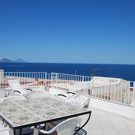 Vulcanoconsult Appartamenti Spiaggia Lipari  Zimmer foto