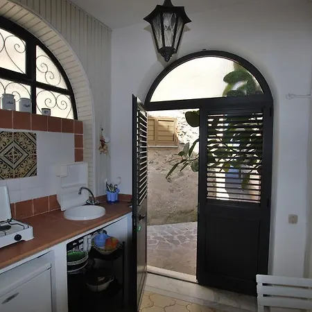 Vulcanoconsult Appartamenti Spiaggia Lipari  Zimmer foto