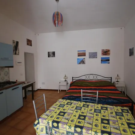 Vulcanoconsult Appartamenti Spiaggia Lipari  Zimmer foto