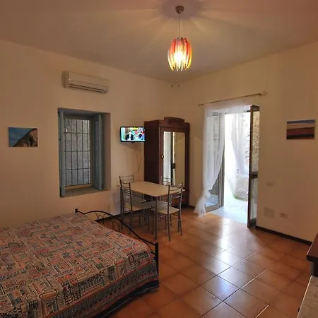 Vulcanoconsult Appartamenti Spiaggia Lipari  Zimmer foto